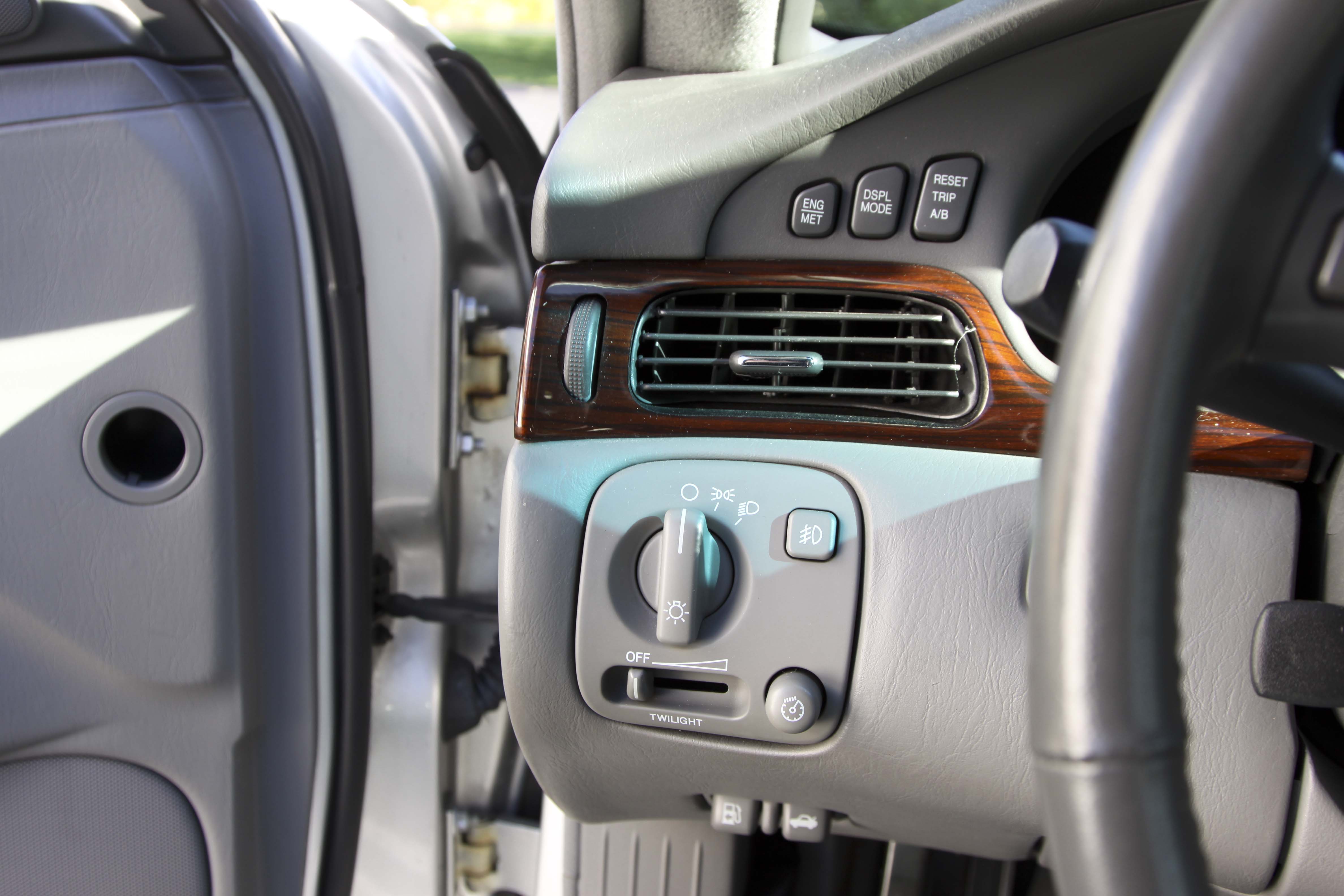 2002 Cadillac Seville SL