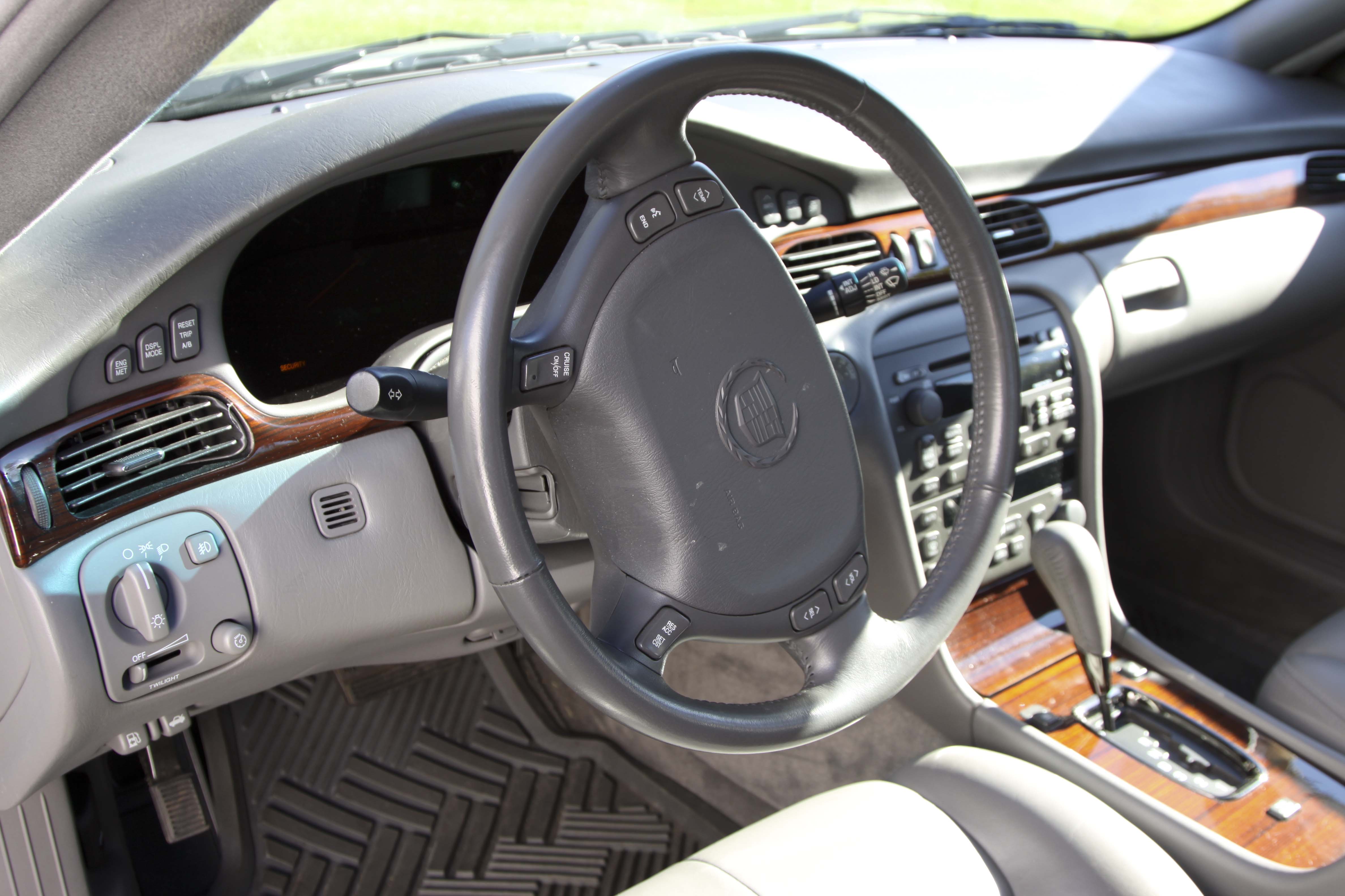 2002 Cadillac Seville SL