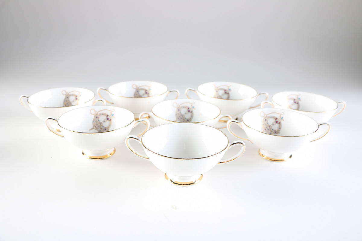 "Tara Brooch" Royal Tara Fine Bone China Dinner Set and Wall Clock