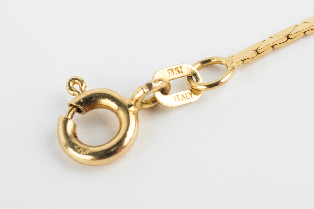 14K Yellow Gold Cobra Chain Necklace