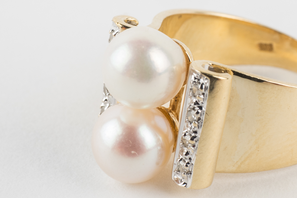 14K Yellow and White Gold Pearl Diamond Ring