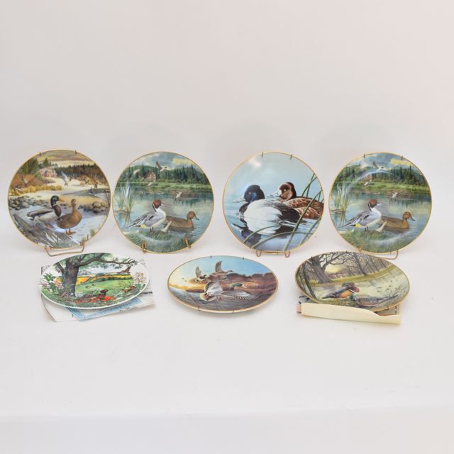 Knowle and Bradford Exchange Wedgwood Fowl Themed Collector Plates