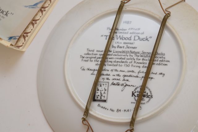 Knowle and Bradford Exchange Wedgwood Fowl Themed Collector Plates