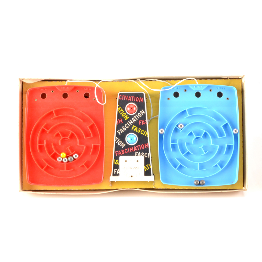 1961 Remco "Fascination" Electric Maze Game