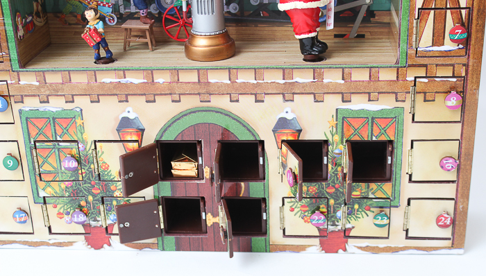 Christmas Floor and Table Decorations