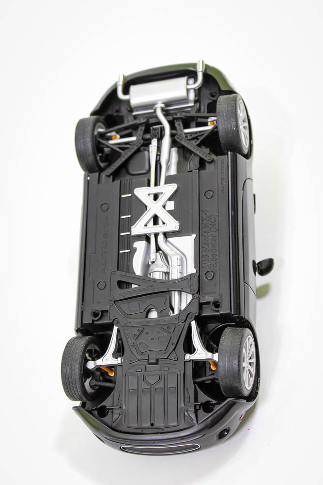 Auto Art Mazda MX-5 Roadster in Black