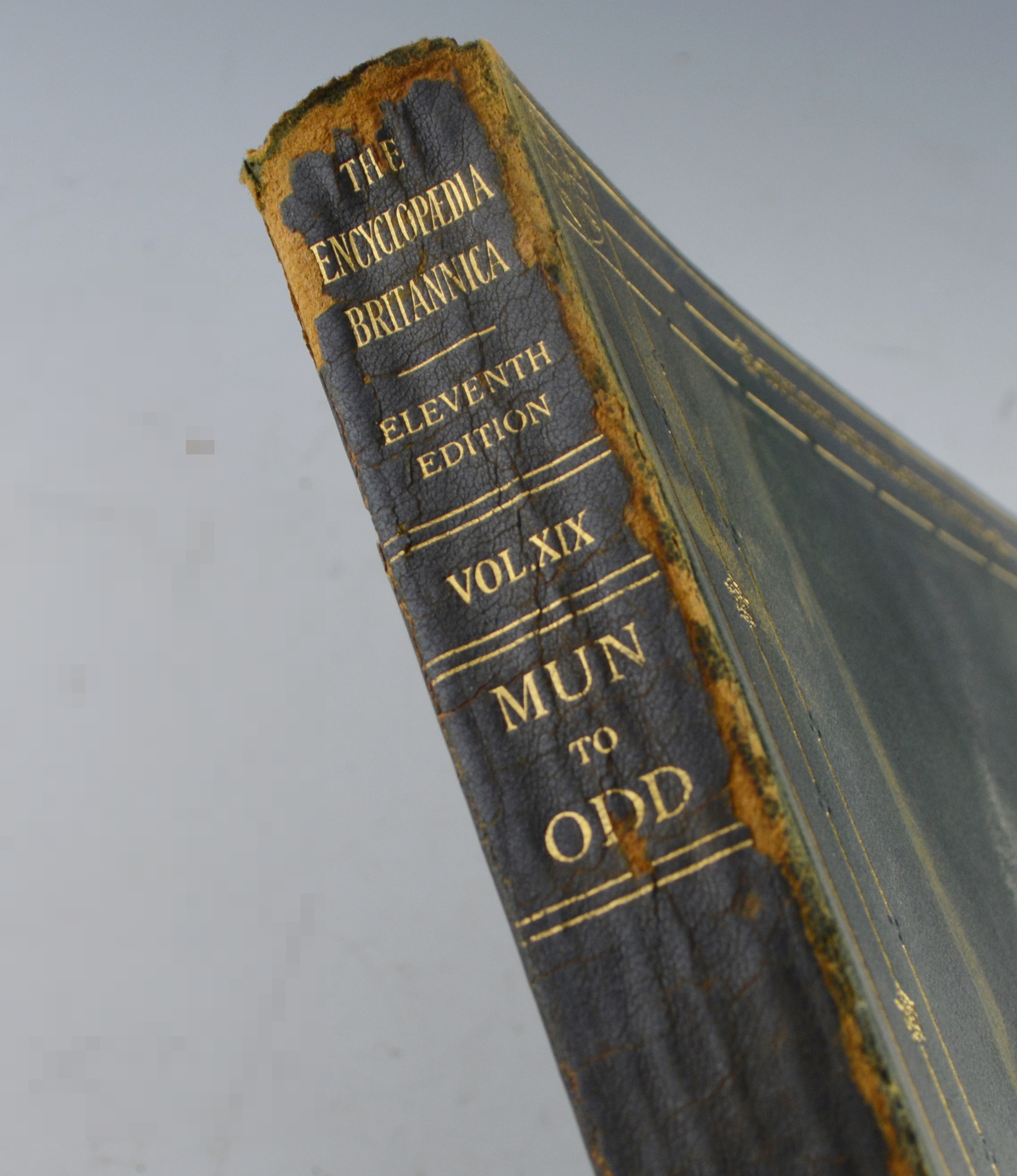 1911 Antique "Encyclopedia Britannica" Set