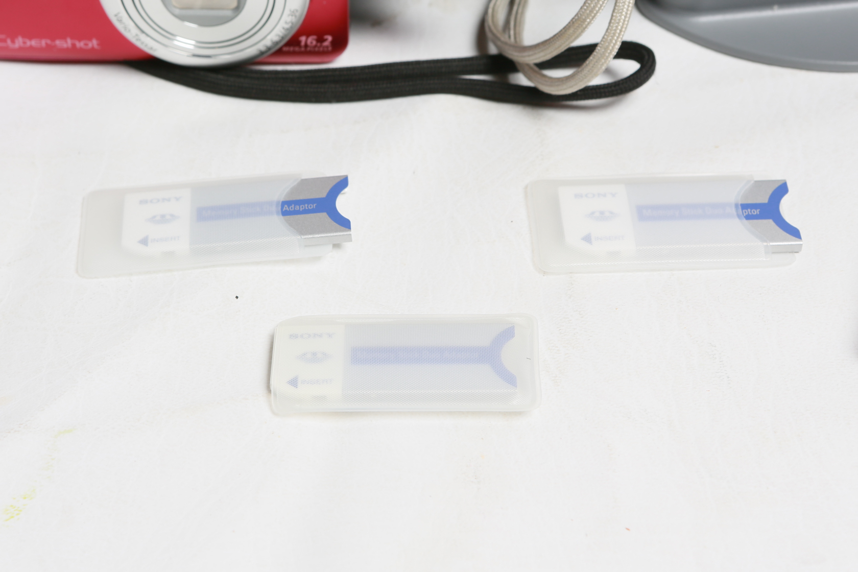 Sony Cybershot 16.2 MegaPixel and Sony Optical Zoom 3X 5.1MegaPixel Video Camera