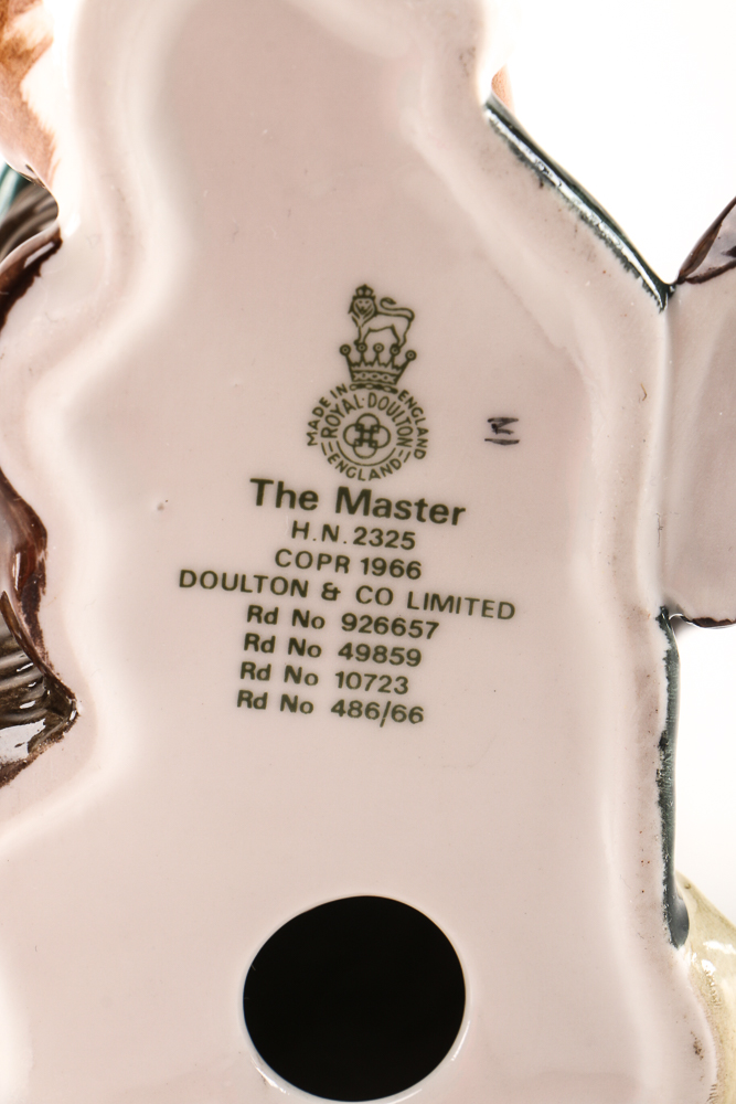 Vintage Royal Doulton Figurines "The Master" and "The Foaming Quart"