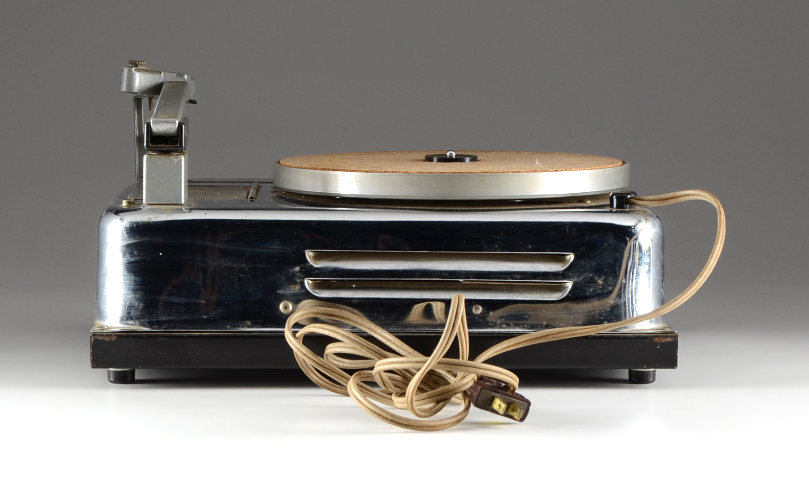 Vintage Califone Promenade II 42V Phonograph