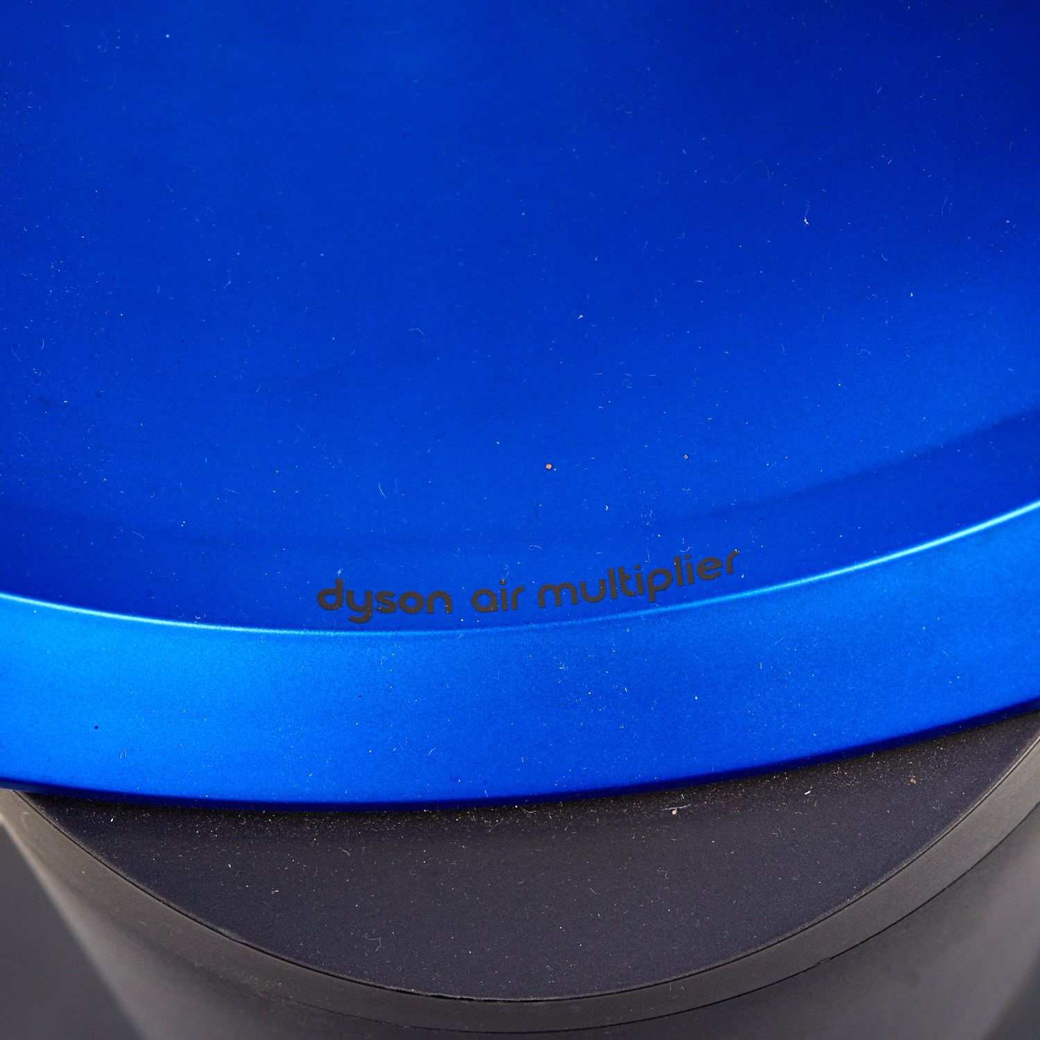 Dyson AM02 Bladeless Tower Fan