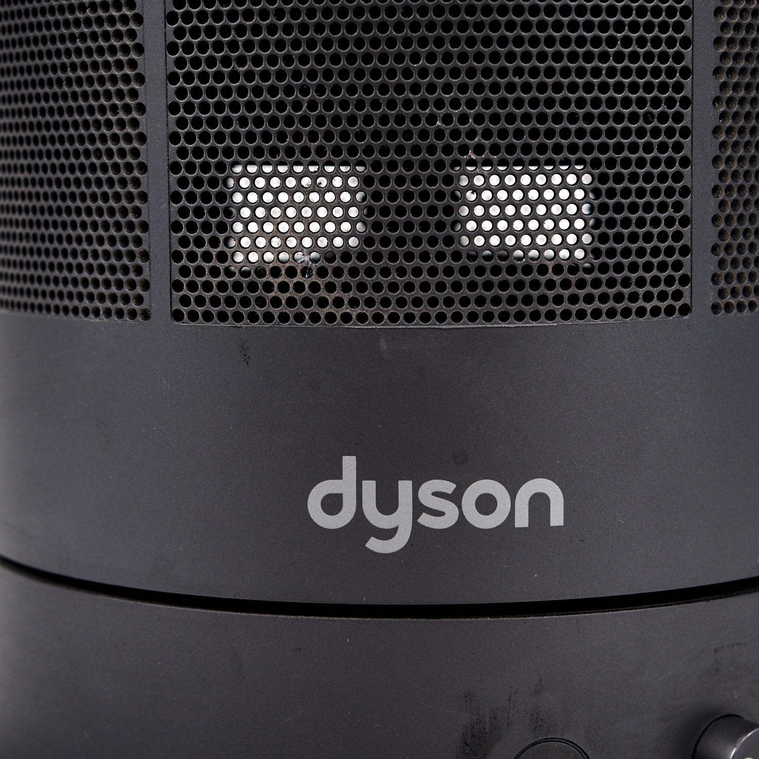 Dyson AM02 Bladeless Tower Fan