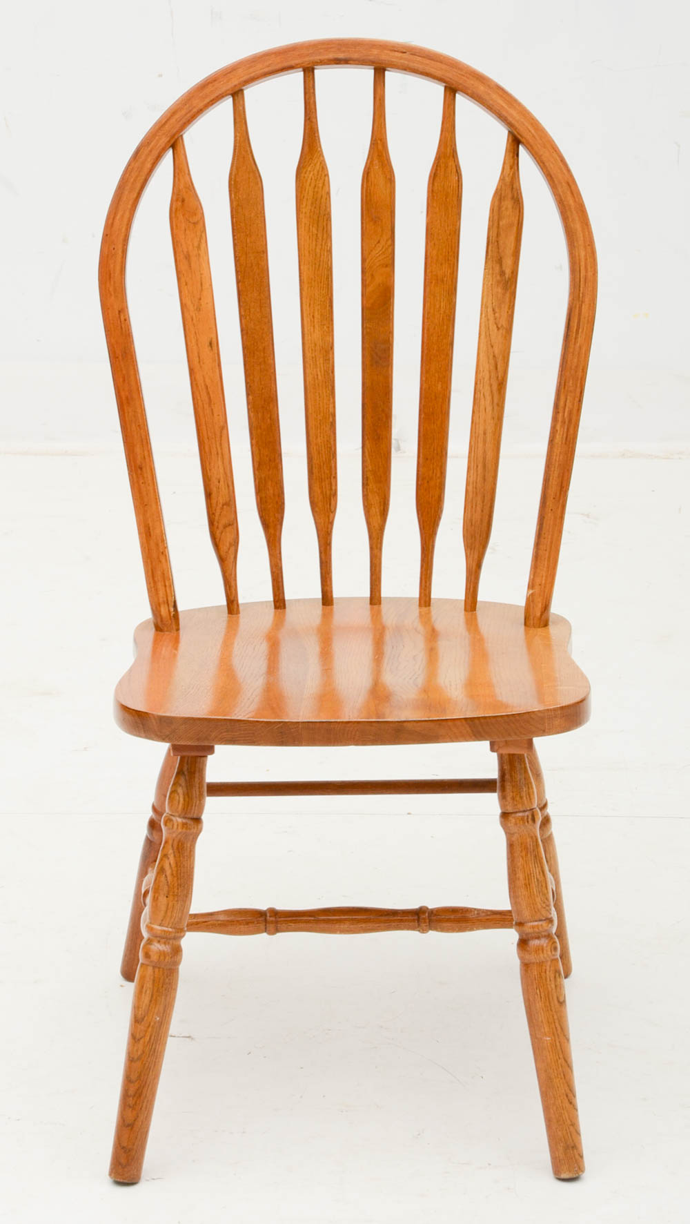 Round Oak Pedestal Dining Table with Extension and Chairs