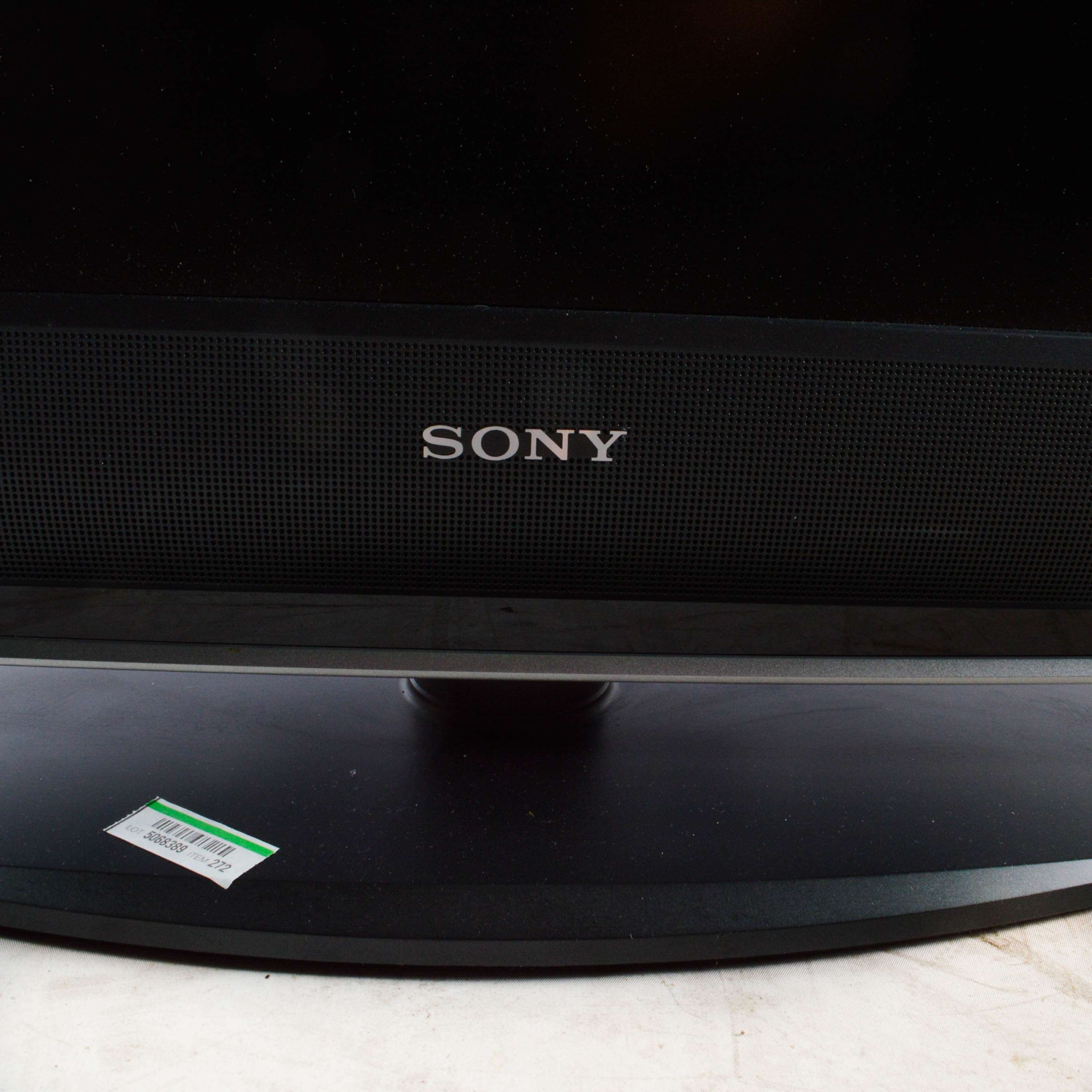 32" Sony Bravia LCD Digital Color Television