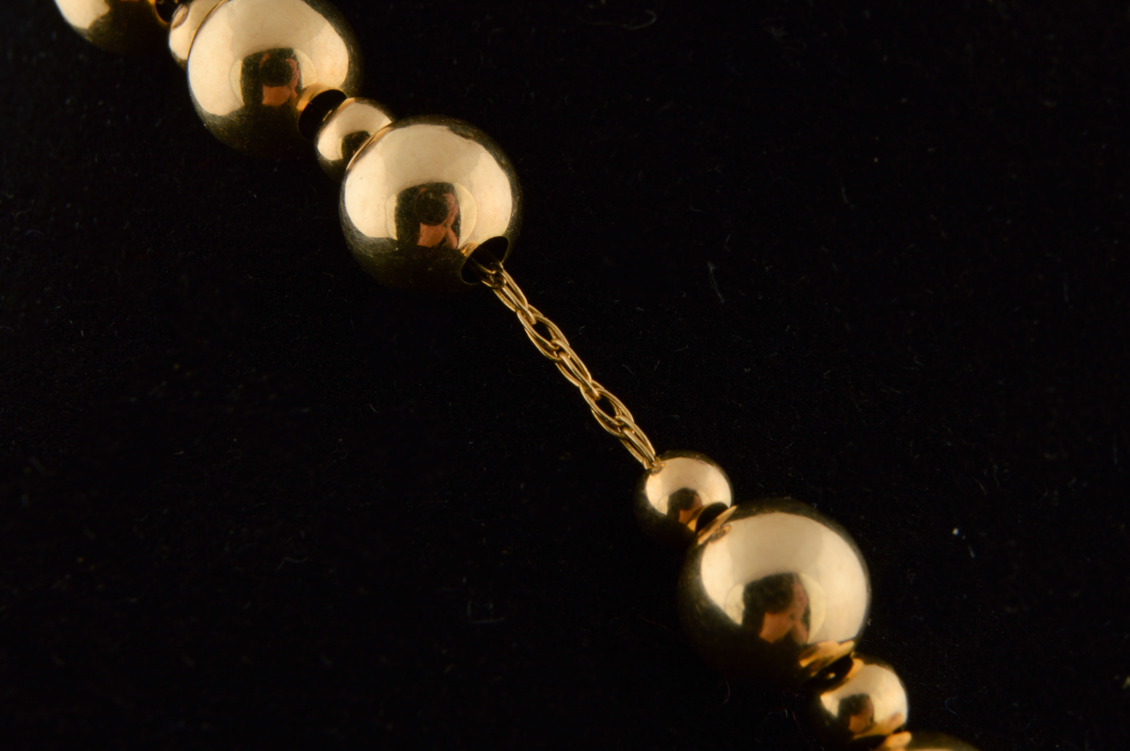 14K Yellow Gold Hollow Bead Necklace