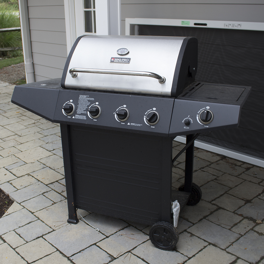 BBQ-Pro Outdoor Grill