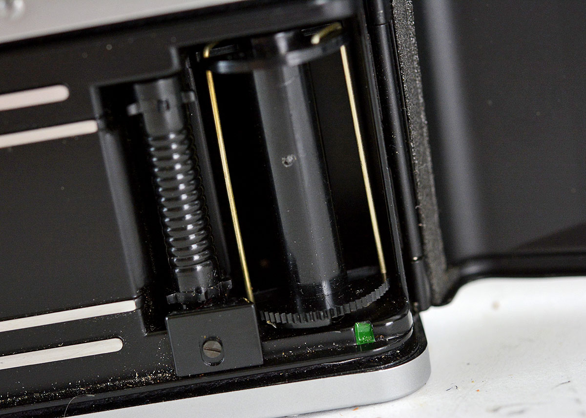 Praktica MTL5 Vintage 35mm Camera