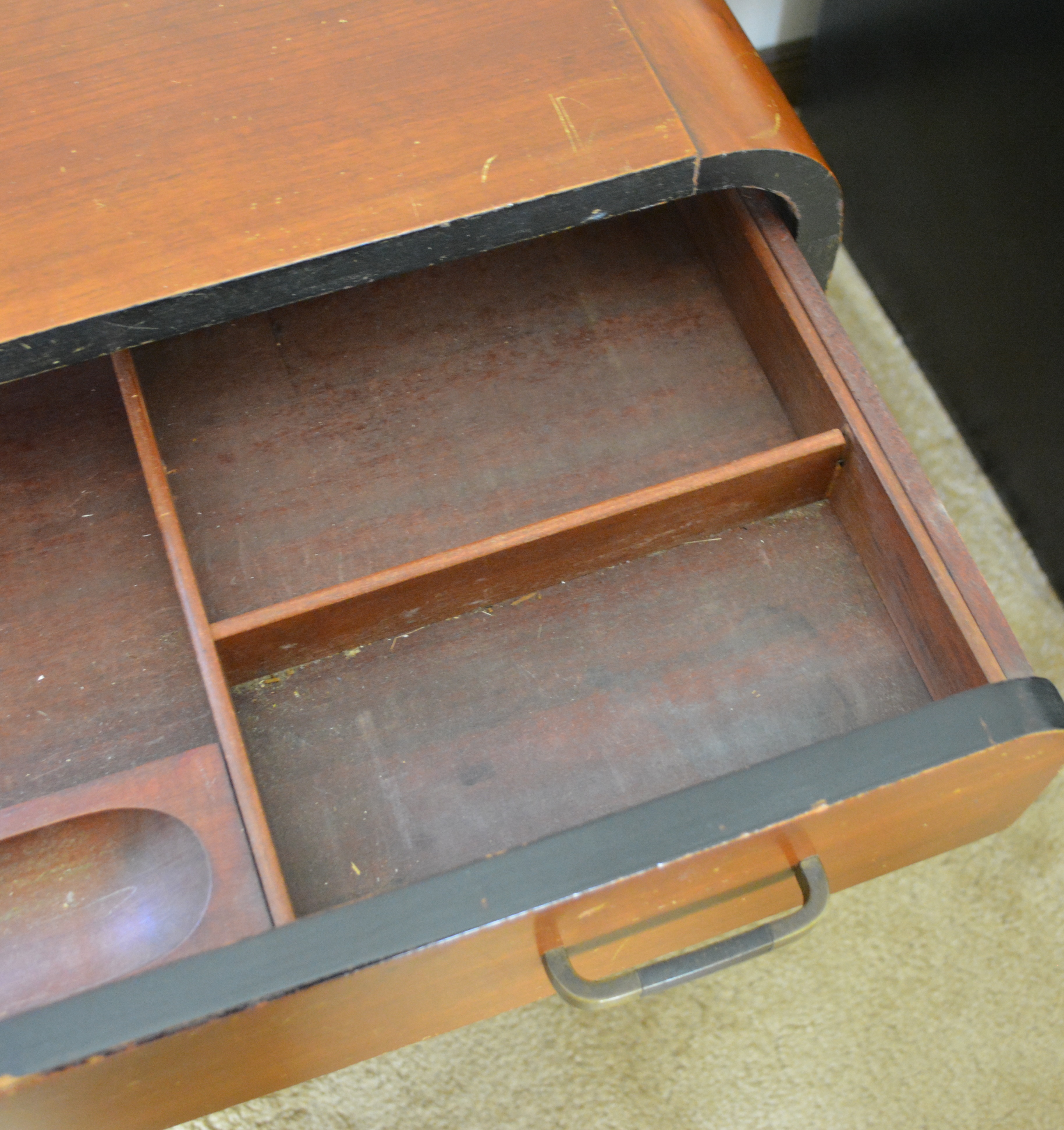 Modern Wood Veneer and Wood Desk