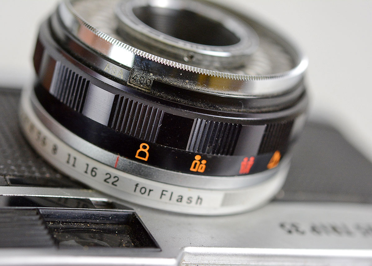 Vintage Olympus Trip 35 35mm Camera