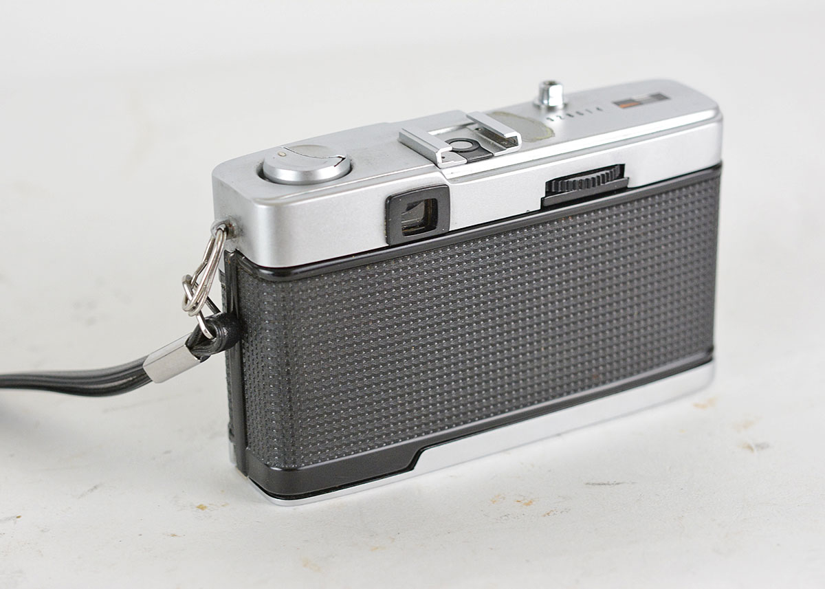 Vintage Olympus Trip 35 35mm Camera