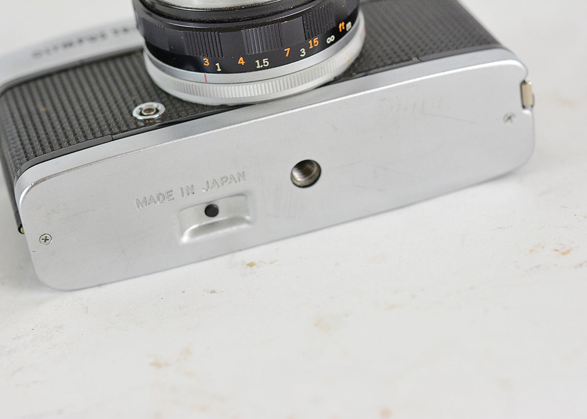 Vintage Olympus Trip 35 35mm Camera