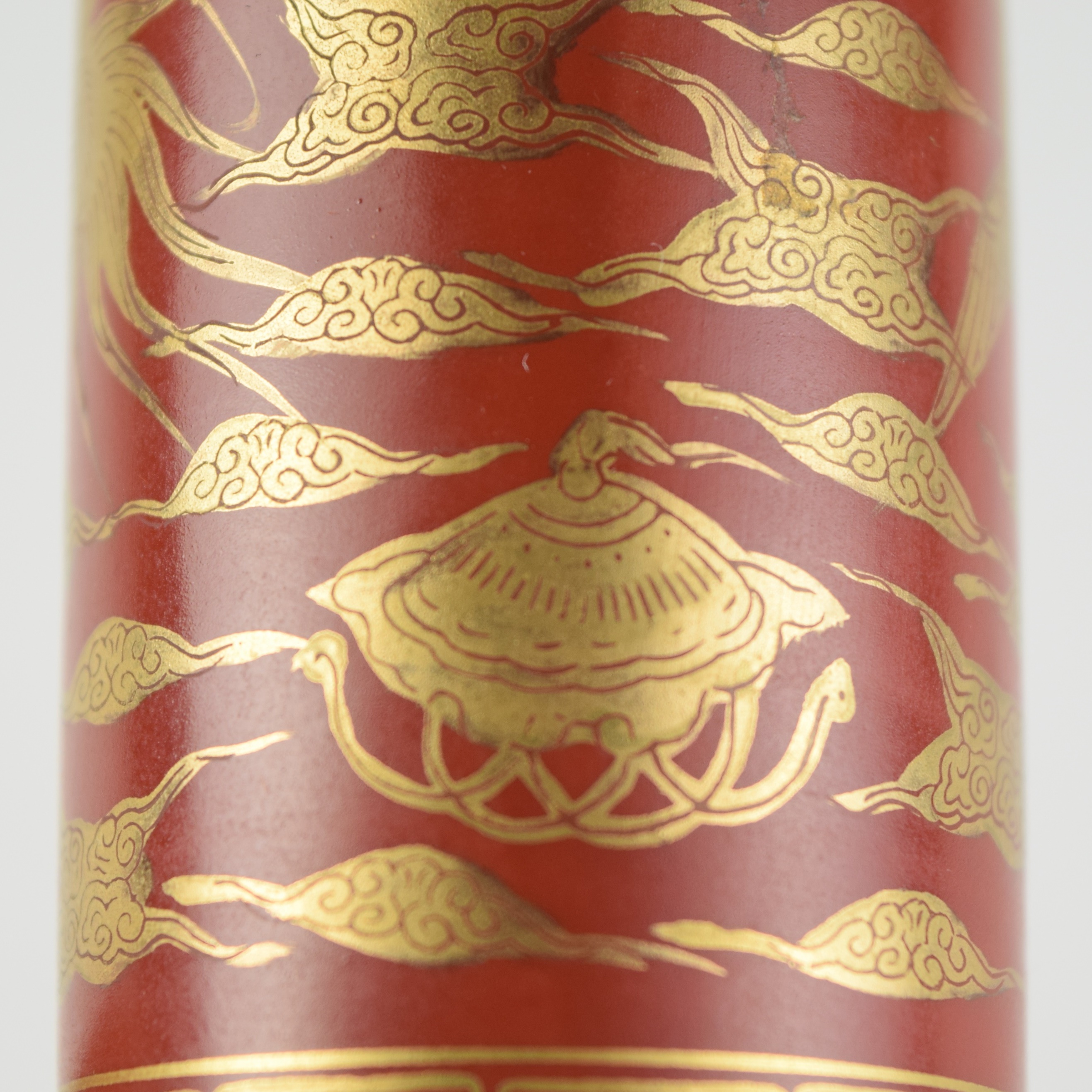 Japanese Meiji Period (1868-1912) Kutani Sake Bottle with Cranes