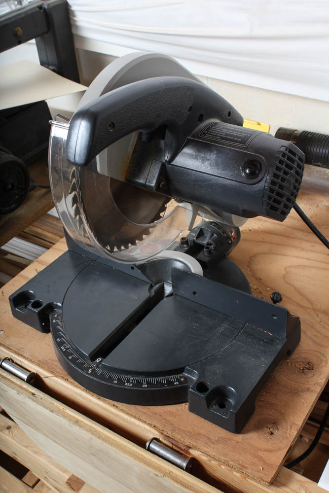 Sears Craftsman 8.25 Inch Compound Miter Saw