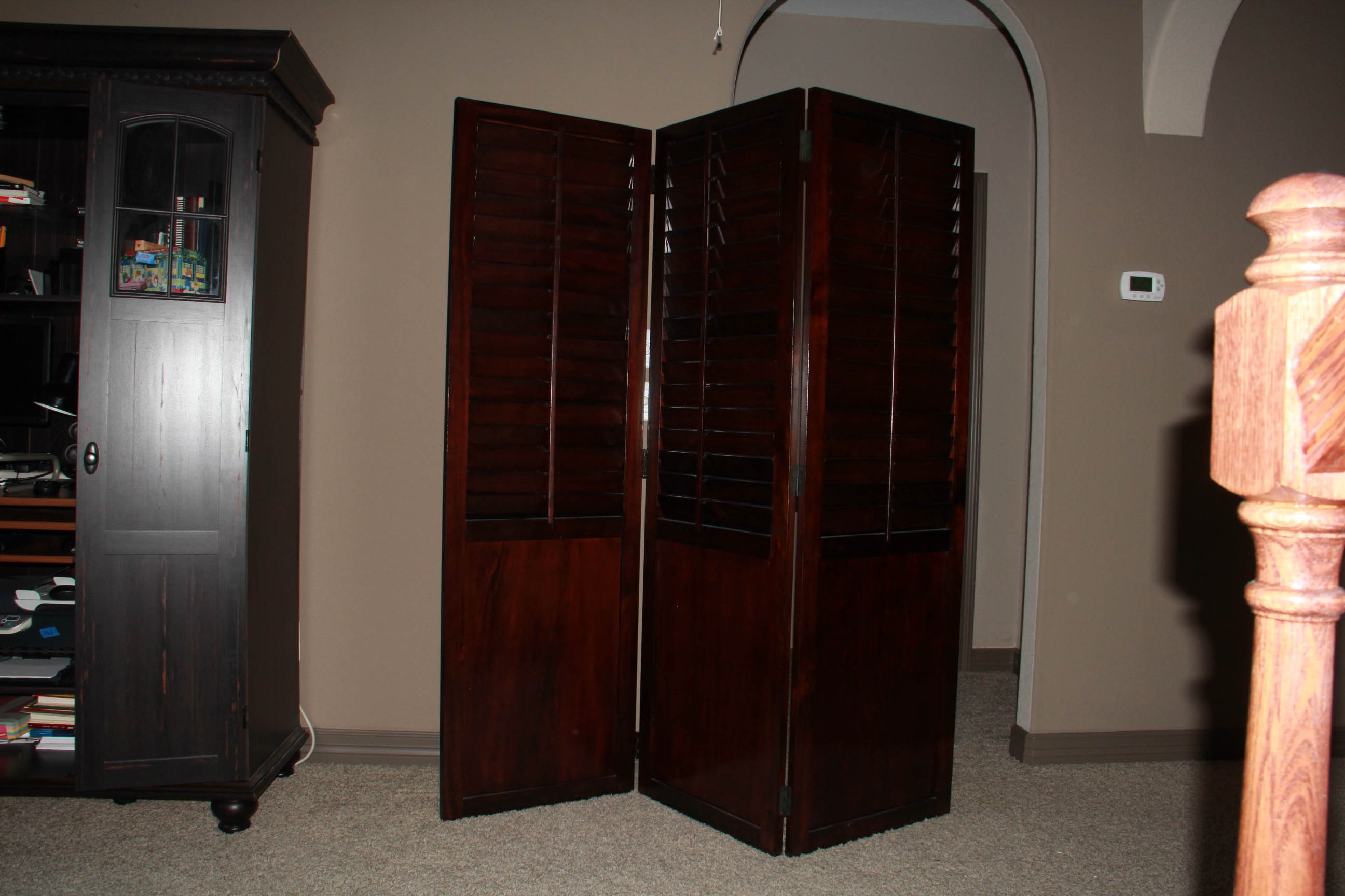 Three Panel Louvered Room Divider Screen