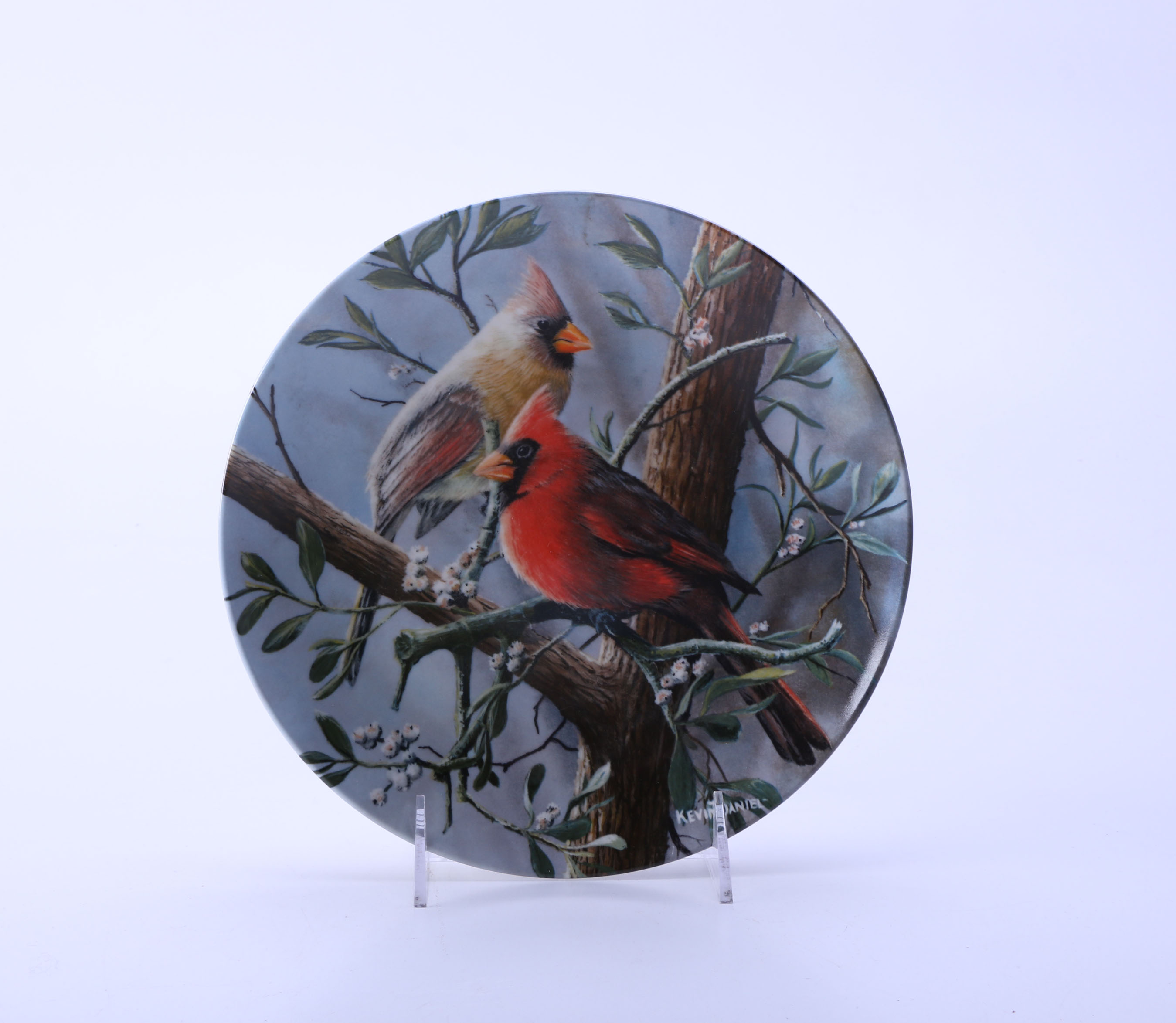 Knowles Collectible Cardinal Plate