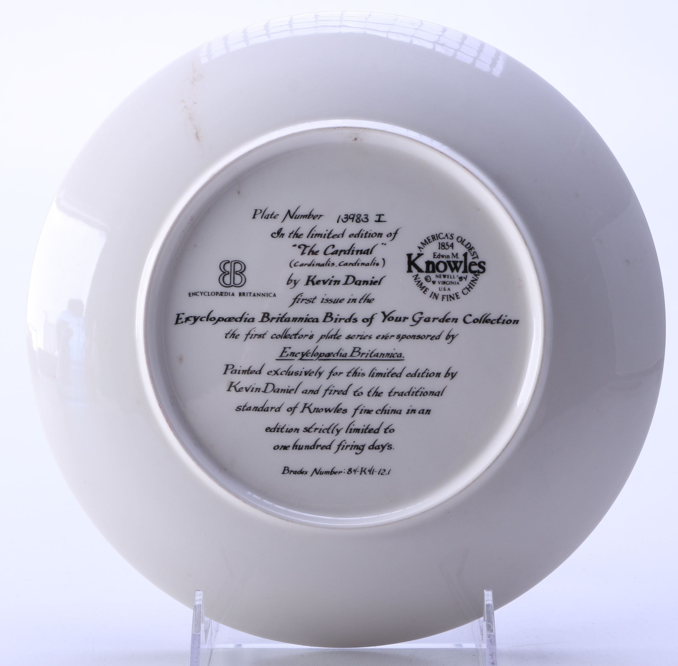 Knowles Collectible Cardinal Plate