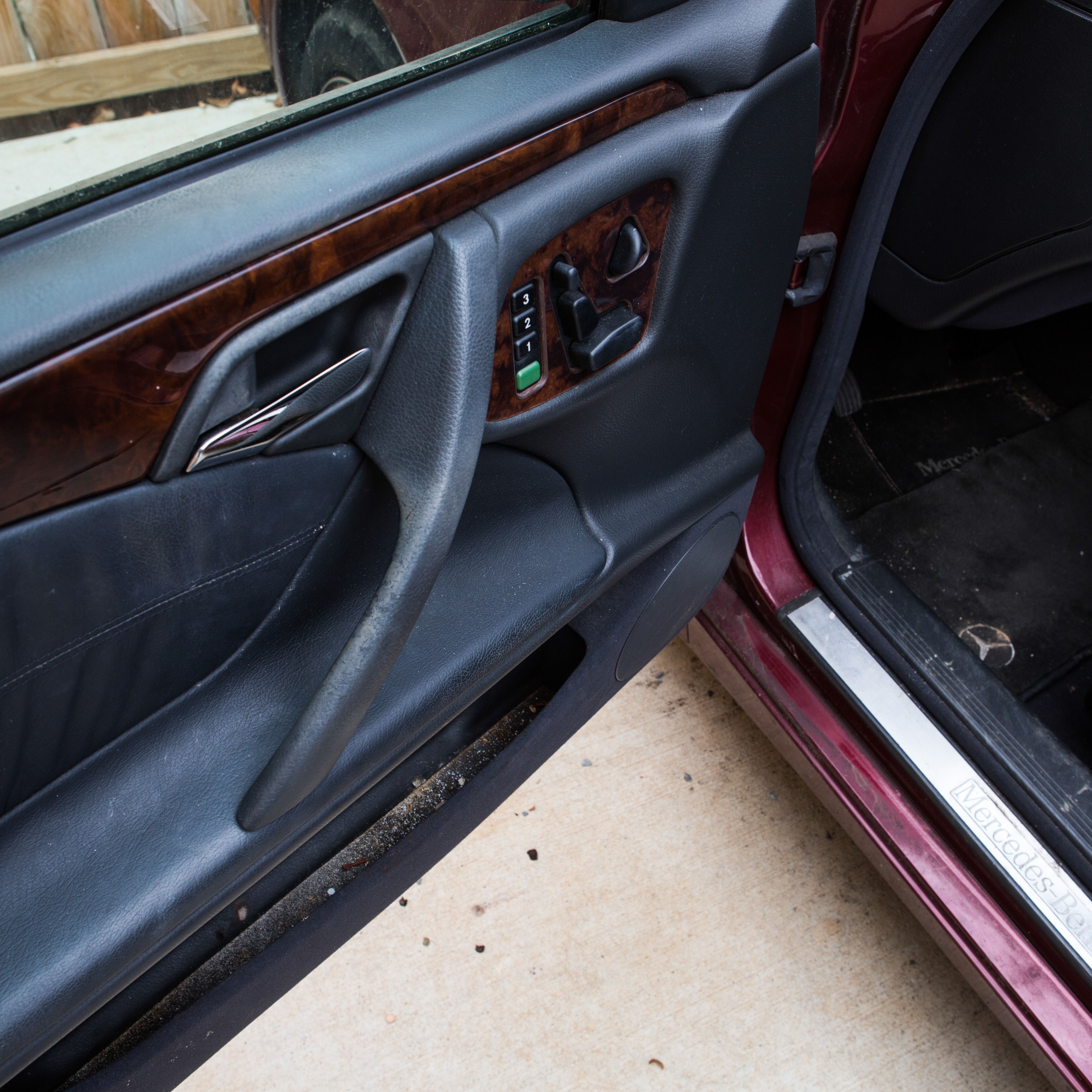 2000 Mercedes-Benz E320 Wagon