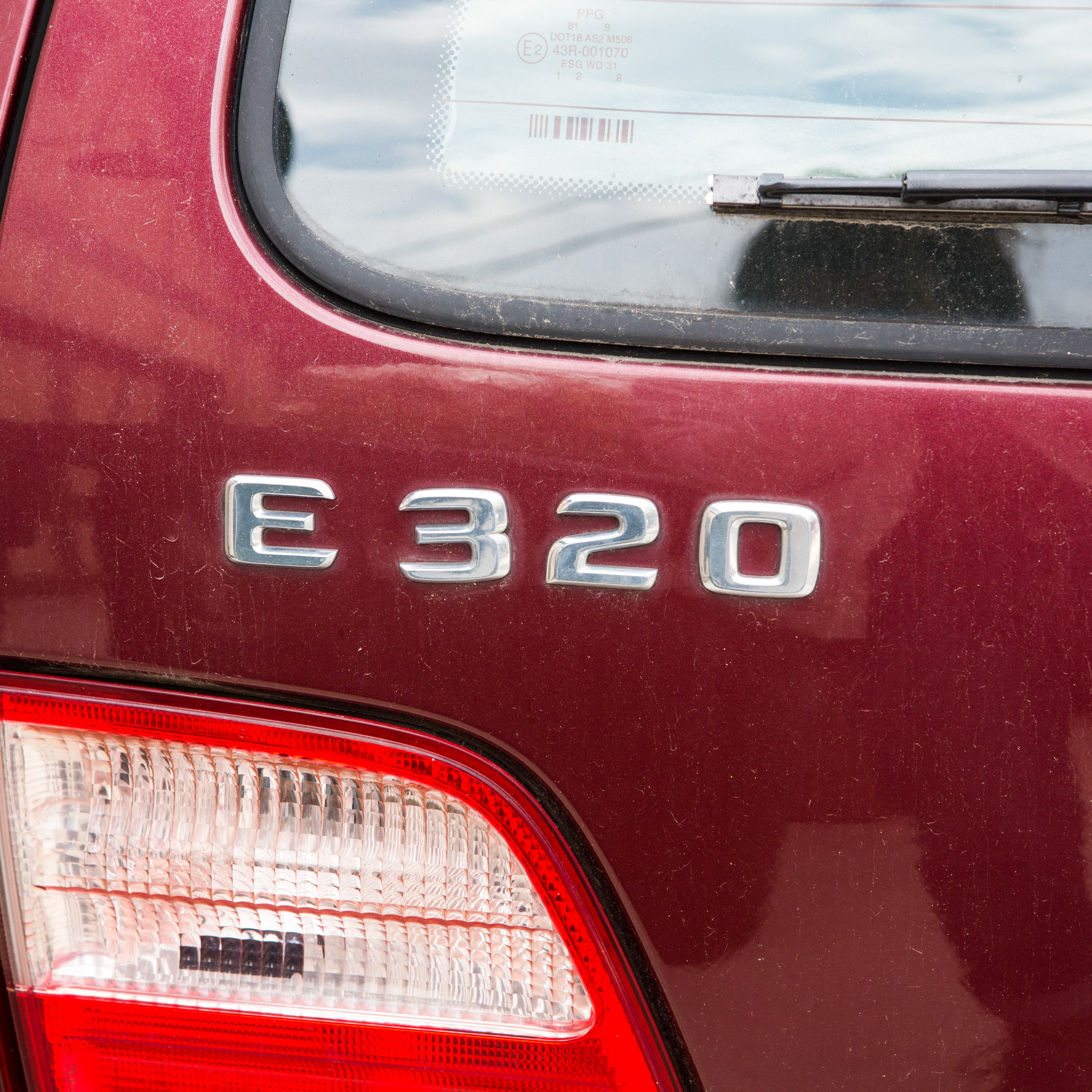 2000 Mercedes-Benz E320 Wagon