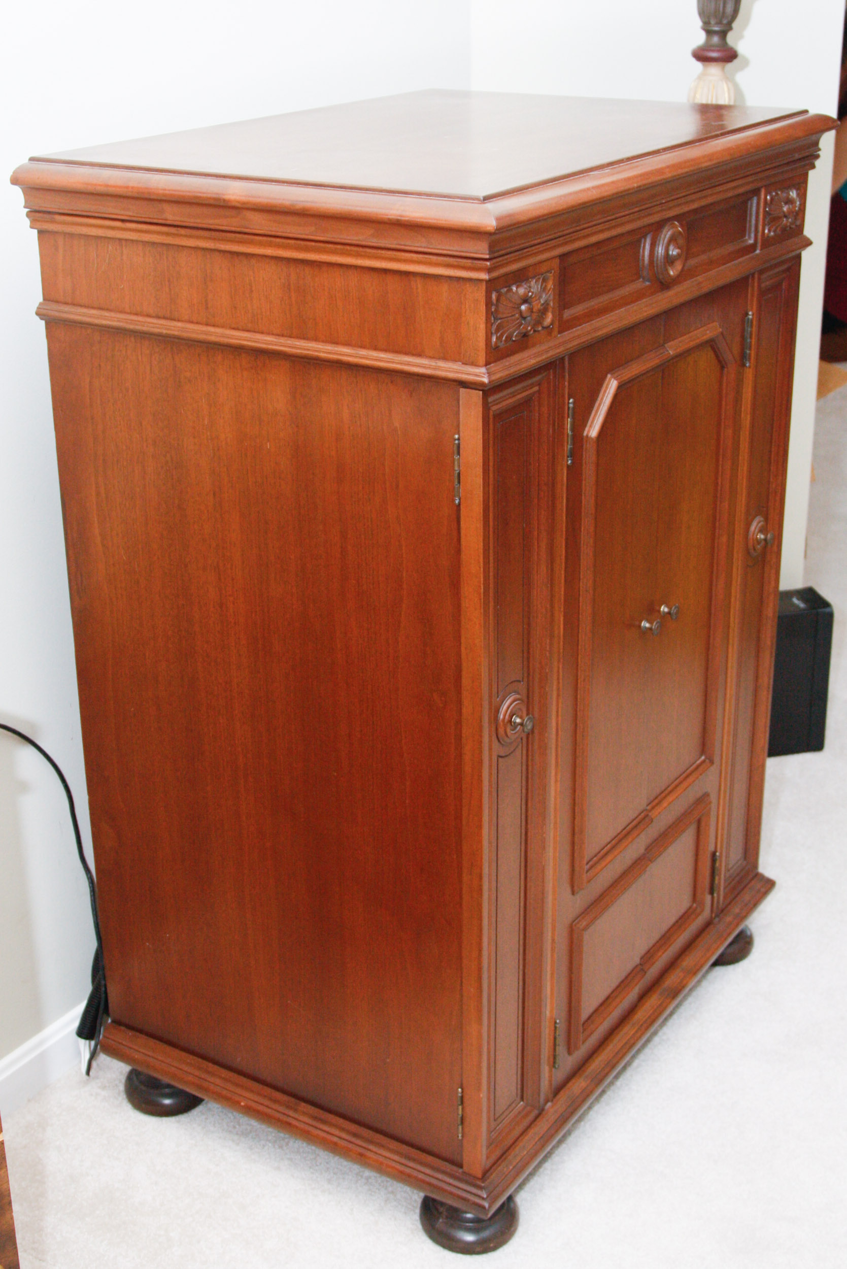 1926 Victor Credenza X Electric Orthophonic Victrola
