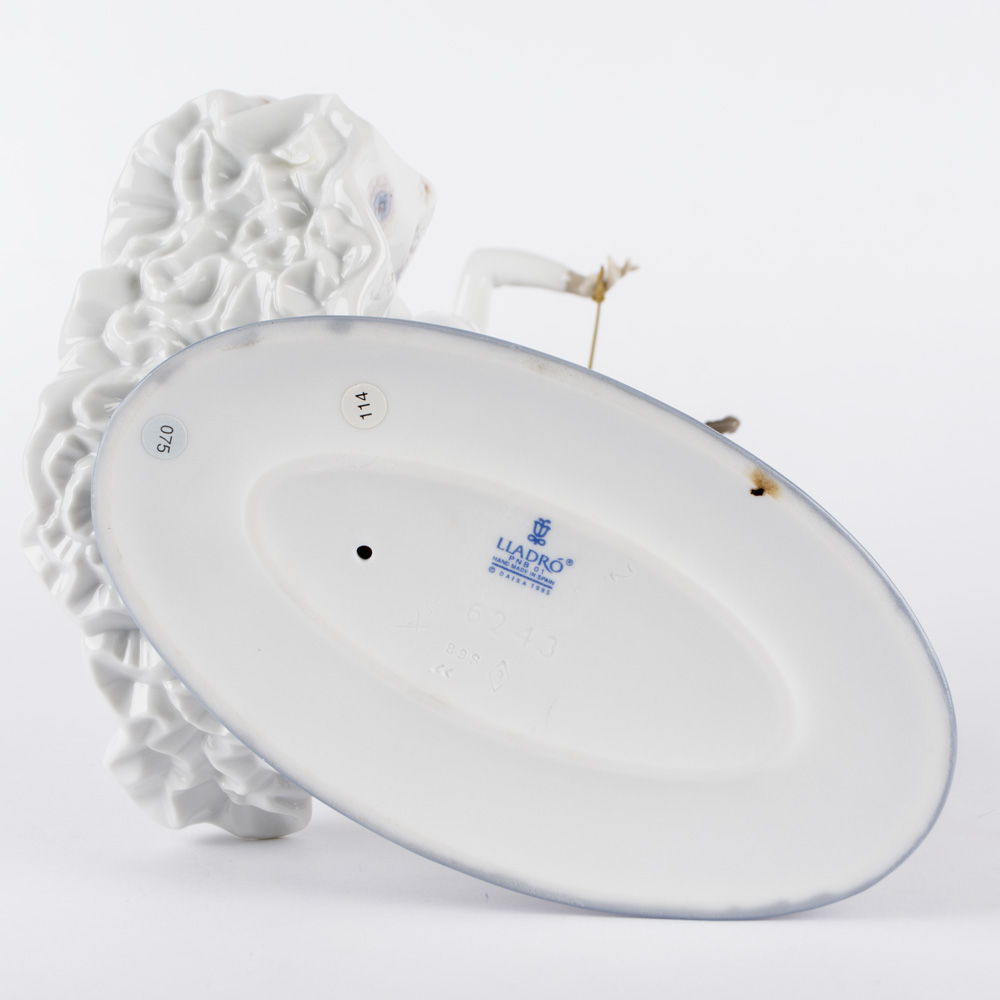 Lladró "Sweet Symphony" Porcelain Figurine