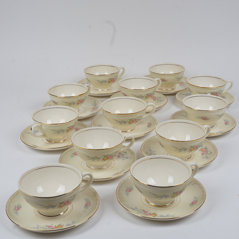 Homer Laughlin "Countess" Georgian Eggshell China Set