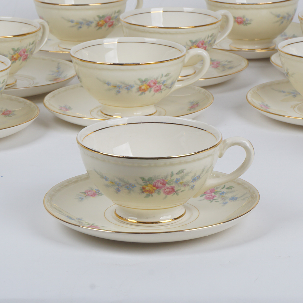 Homer Laughlin "Countess" Georgian Eggshell China Set