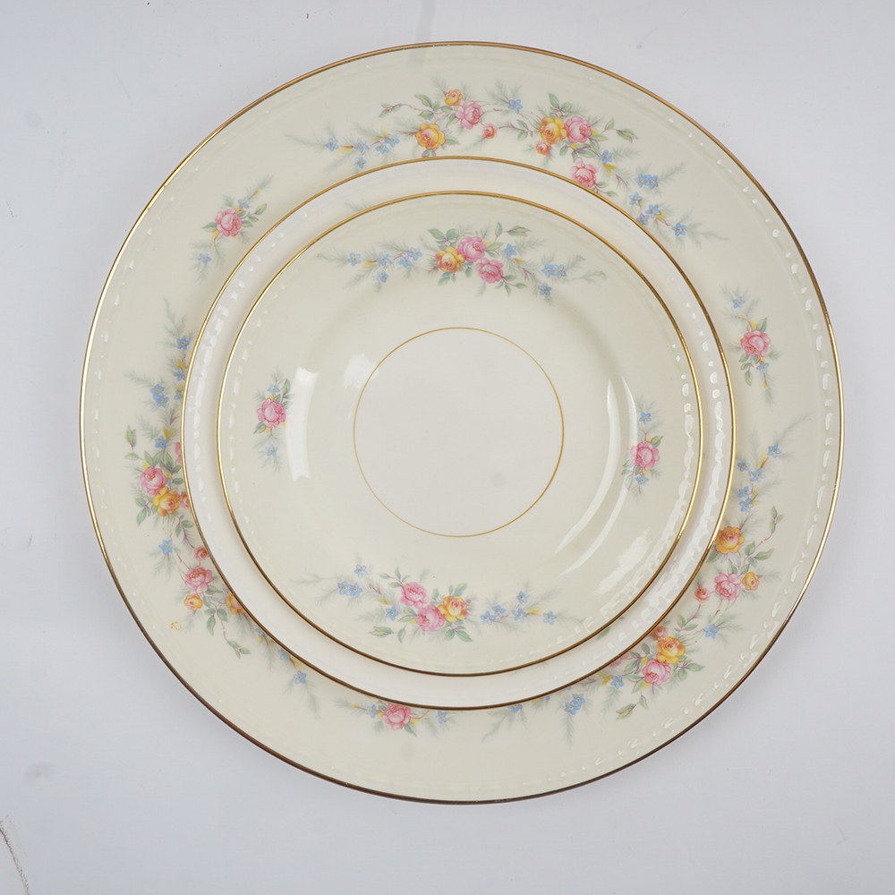 Homer Laughlin "Countess" Georgian Eggshell China Set