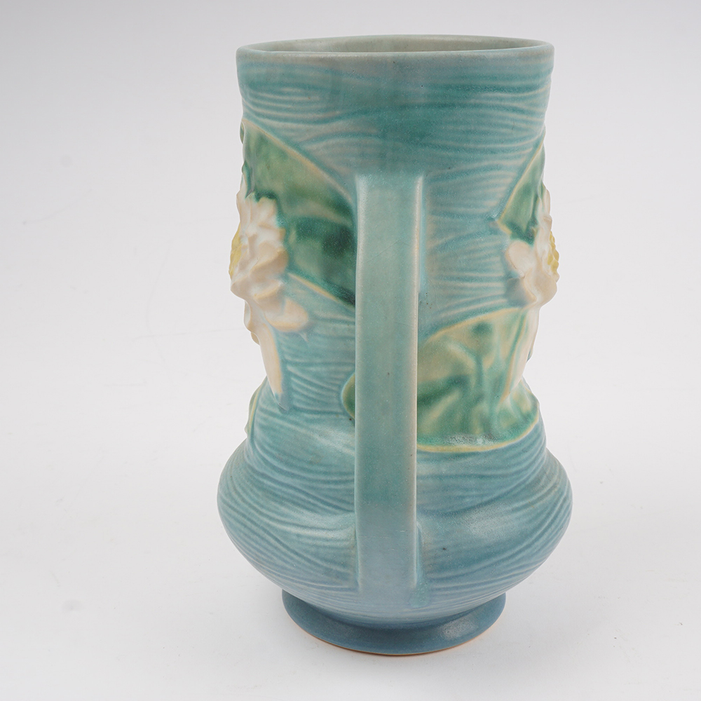 Roseville USA "Water Lily" Vase