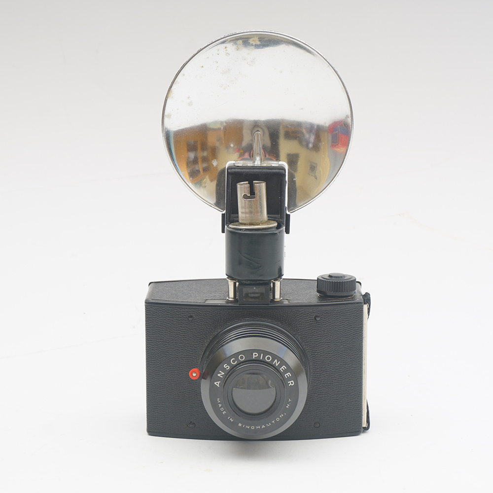Vintage Ansco Pioneer Flash Camera