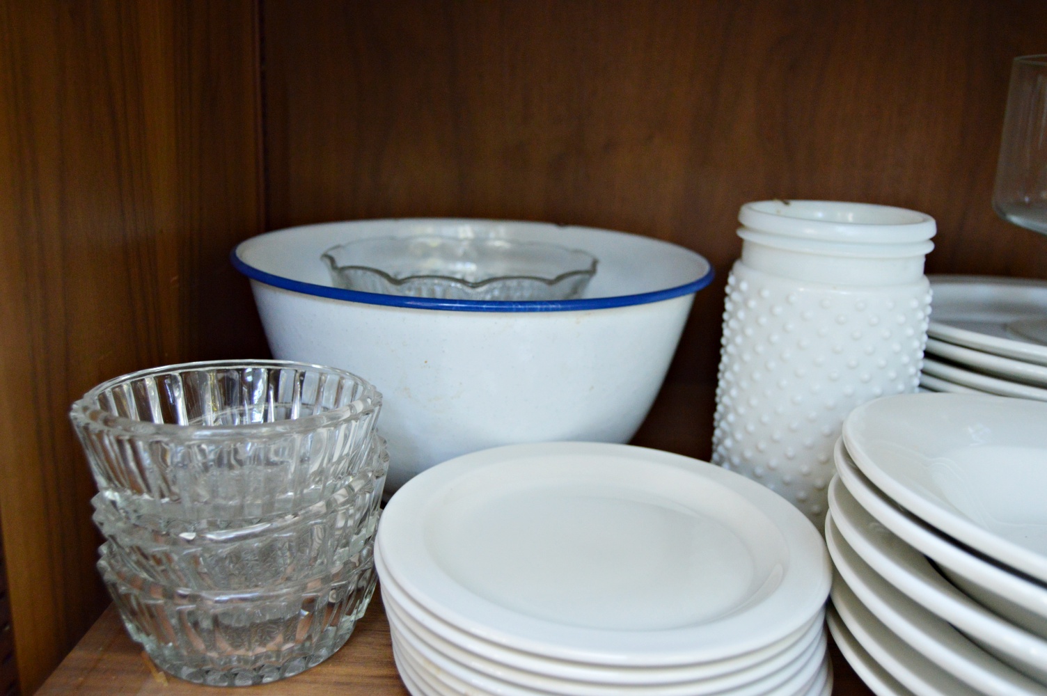 Wedgwood "Midwinter" Stonehenge Dishware, Vintage Glassware