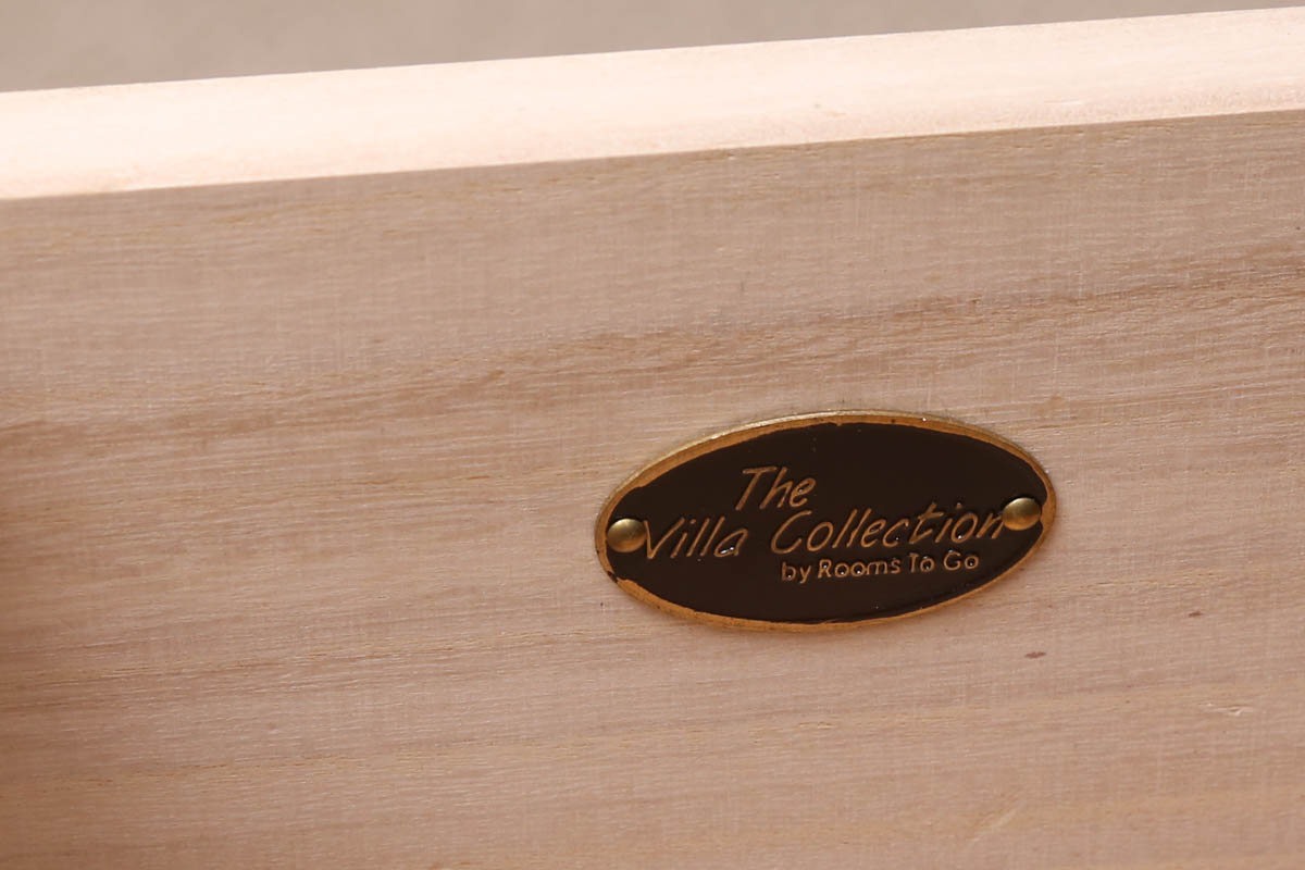 Early 21st Century "Villa Collection" Dresser by Rooms To Go