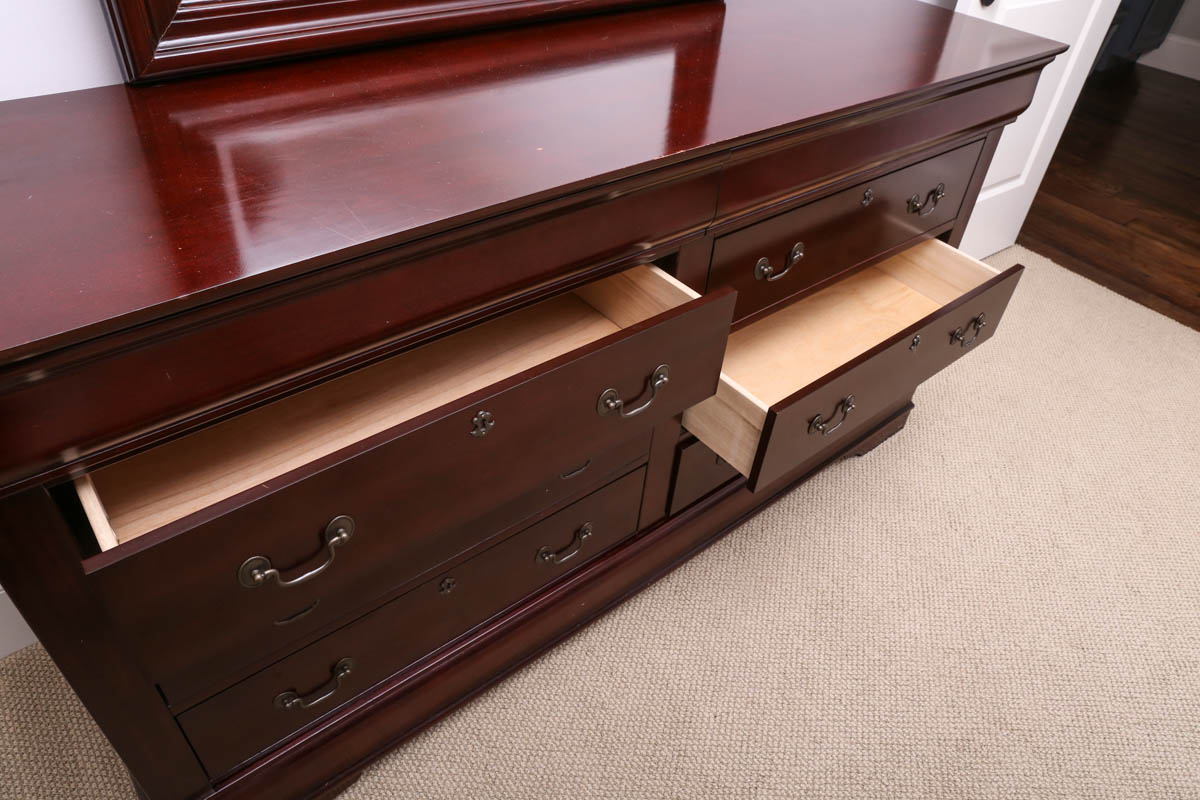 Early 21st Century "Villa Collection" Dresser by Rooms To Go