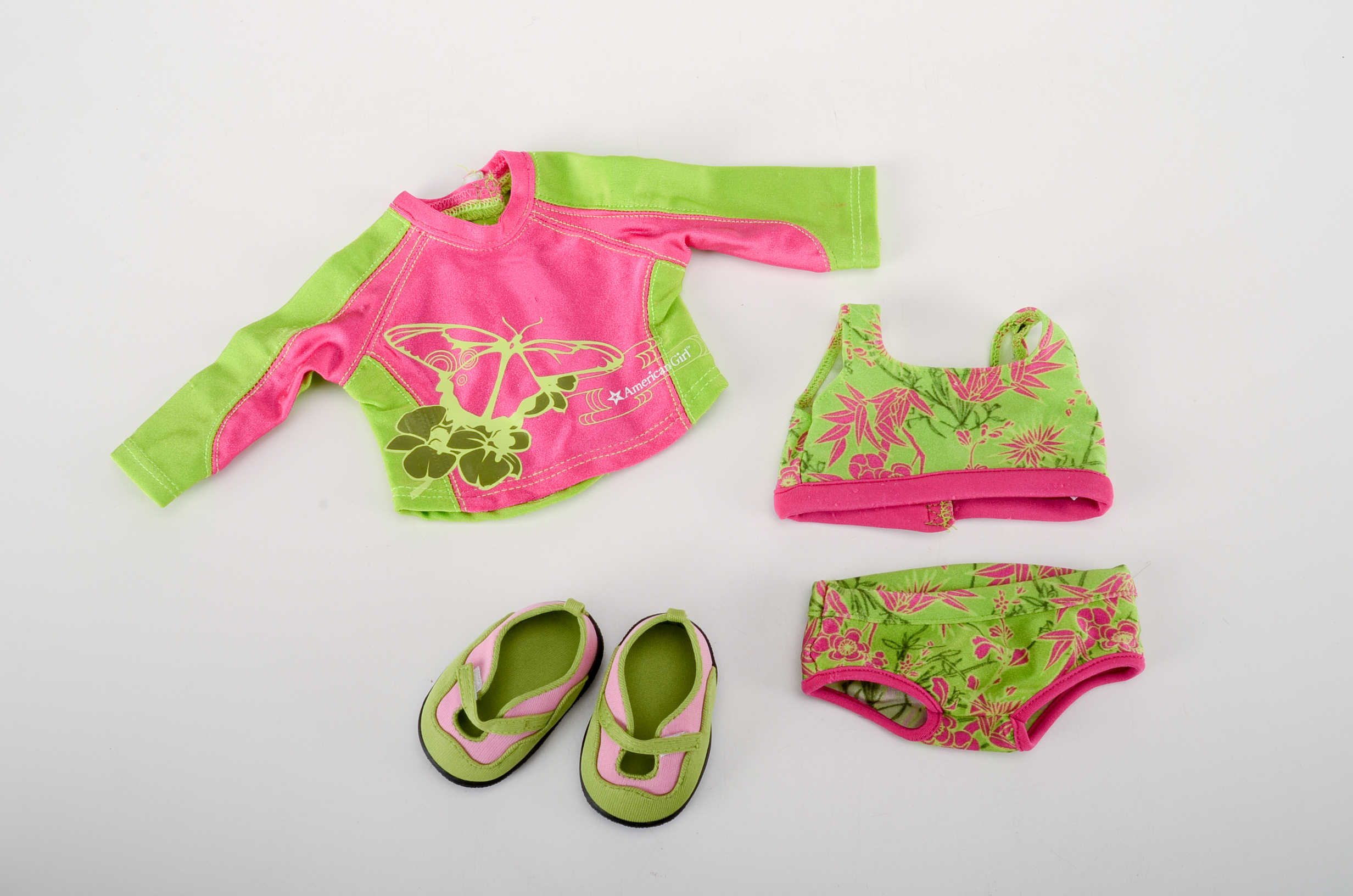 American Girl Clothing Lot and Accessories for Jess McConnell 2006 Girl of the Year