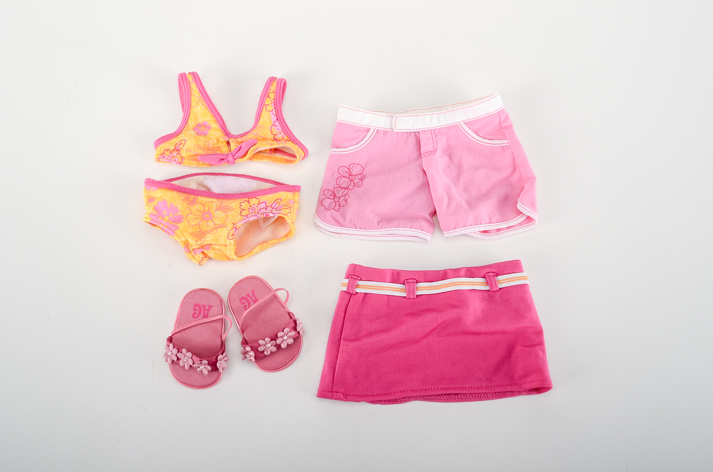 American Girl Clothing Lot and Accessories for Jess McConnell 2006 Girl of the Year