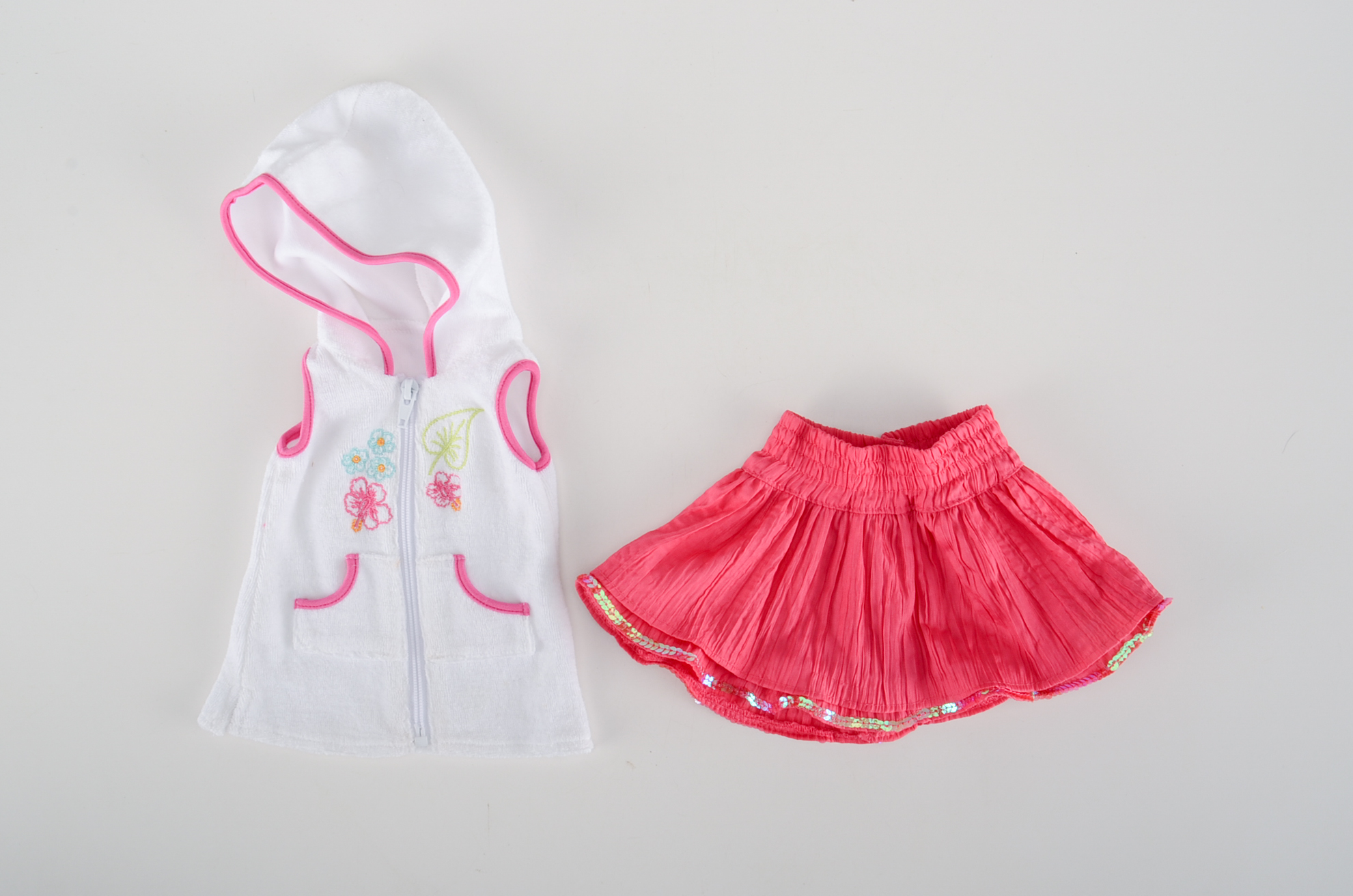 American Girl Clothing Lot and Accessories for Jess McConnell 2006 Girl of the Year