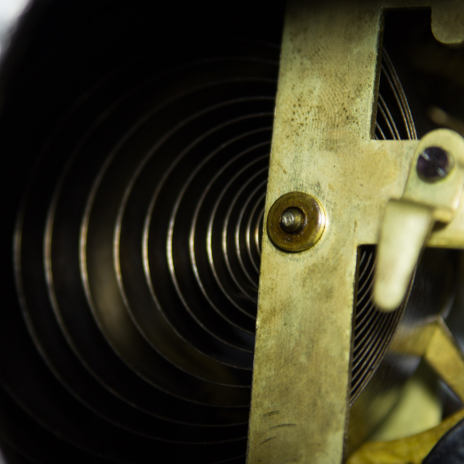 Antique F. Kroeber Clock Co. "Bothnia" Cast Iron Mantel Clock