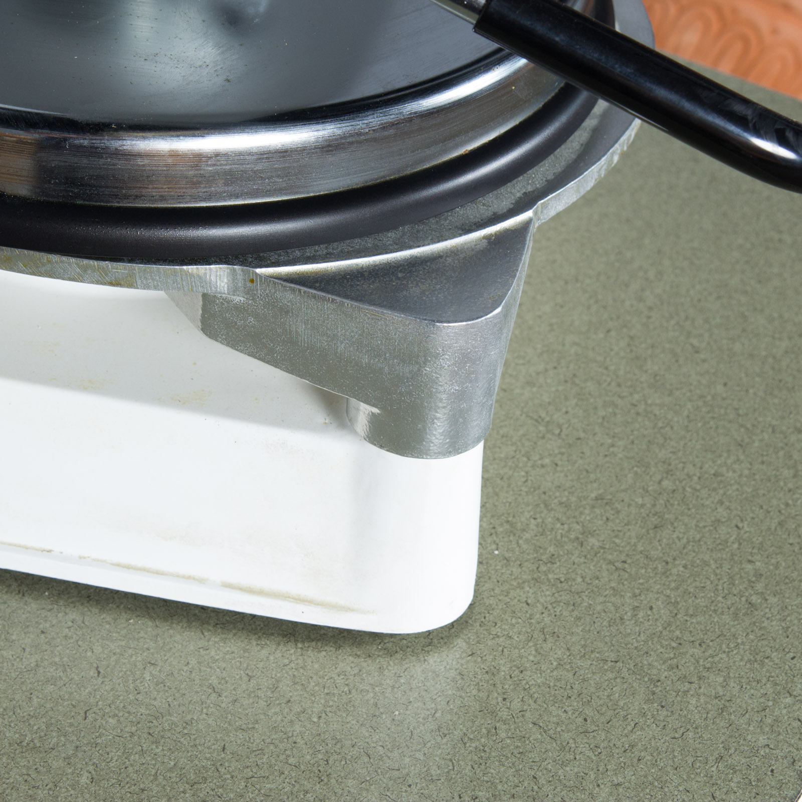 Doughpro Pizza Dough Presser