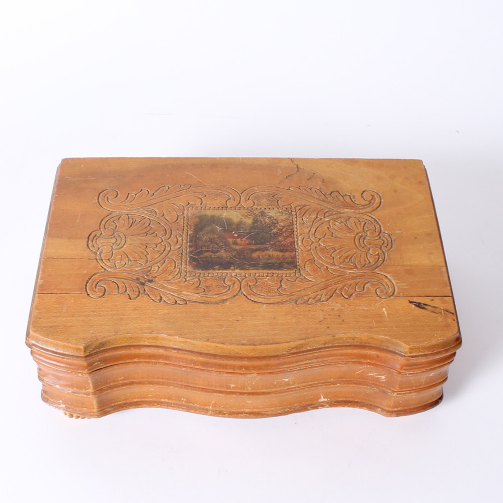 Group of Vintage Decorative Items