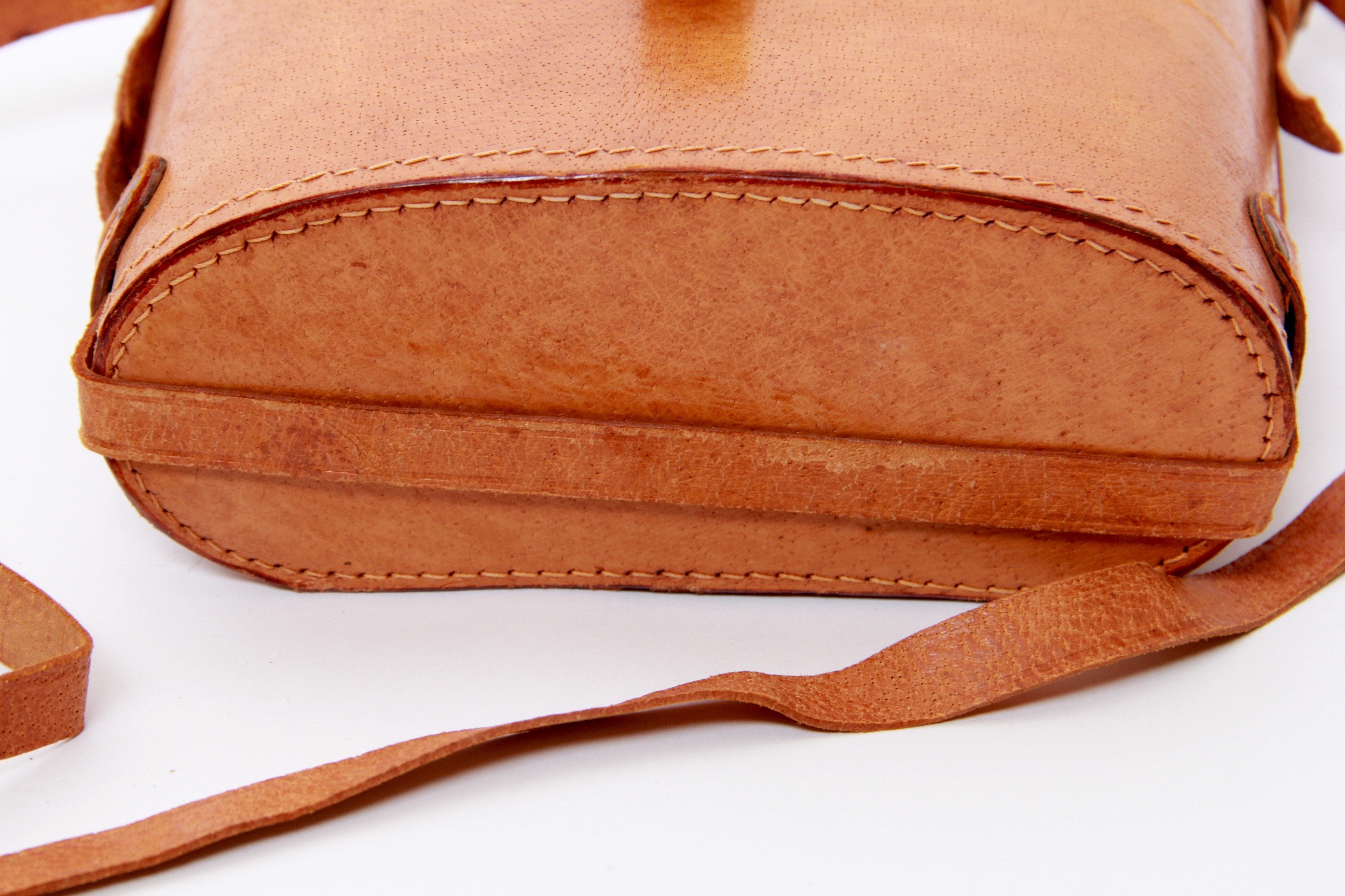 Vintage Leather Cased SPI Binoculars