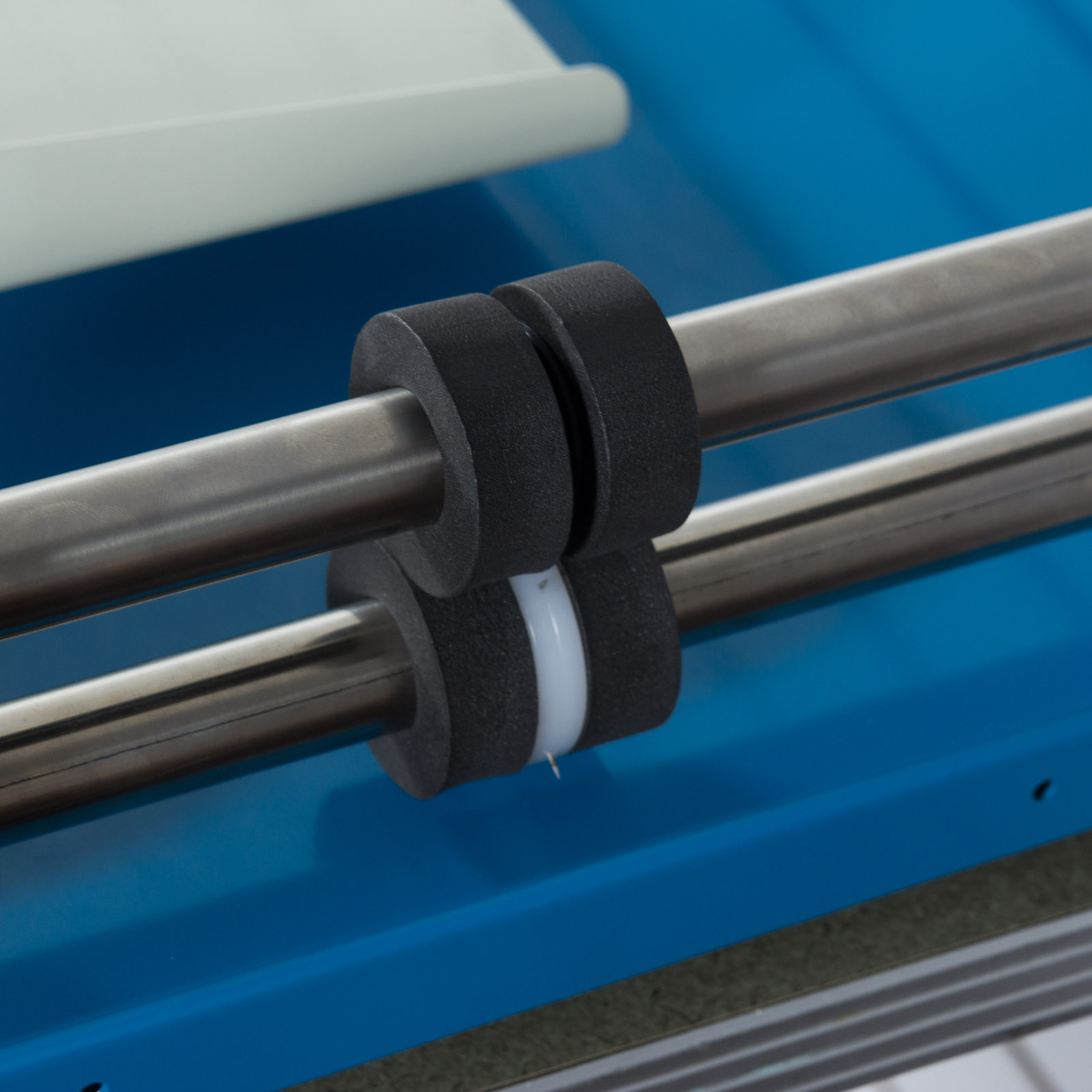 A.I.E. L-Bar Shrink Wrap Sealer Roller